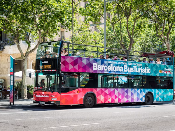 Sagrada Família + Bus Hop-On Hop-Off